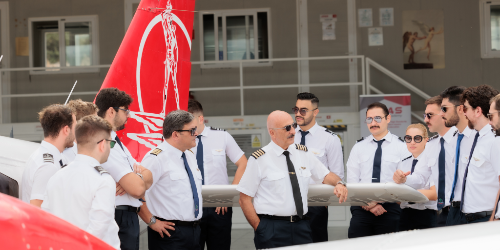 BEST FLYING SCHOOL IN DELHI